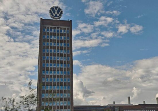 Bericht: VW erwägt längere Arbeitszeiten für 100.000 Beschäftigte
