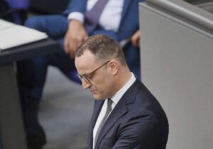 Bericht: Spahn gibt Posten im Haushaltsausschuss ab