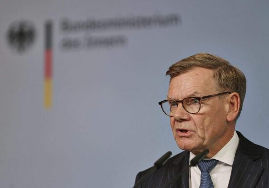 Wadephul: Festsetzung von Schattenflotten-Tankern ist Option