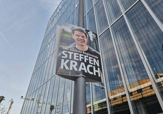Berichte: Durchsuchungen bei Berliner SPD-Spitzenkandidat Krach