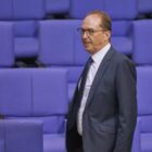 Dobrindt kündigt "klare Kante gegenüber Sozialbetrügern" an