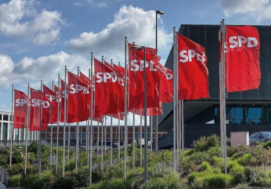 SPD-Parteiführung will Konvent im Dezember ausrichten