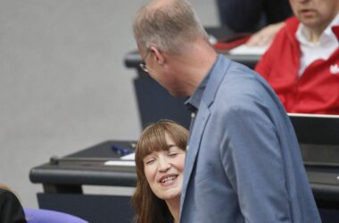 Infratest: SPD und Linke legen zu - AfD weiter klar vor Union