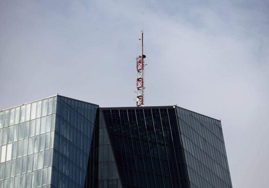 EZB erhöht Leitzins auf 2,5 Prozent