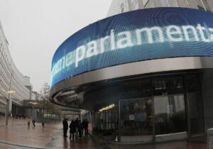 Emissionshandel: EU-Parlament erwägt lockerere Investitionspflicht