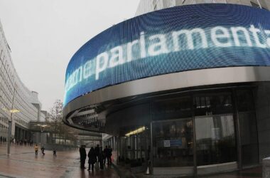 Emissionshandel: EU-Parlament erwägt lockerere Investitionspflicht