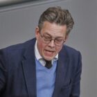 Von Notz fordert Moratorium für neue KI-Anwendungen