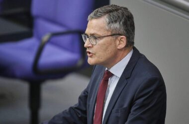 Kiesewetter und Strack-Zimmermann fordern harte Reaktion auf Drohnenangriff