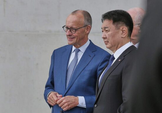 Mongolischer Präsident im Kanzleramt empfangen