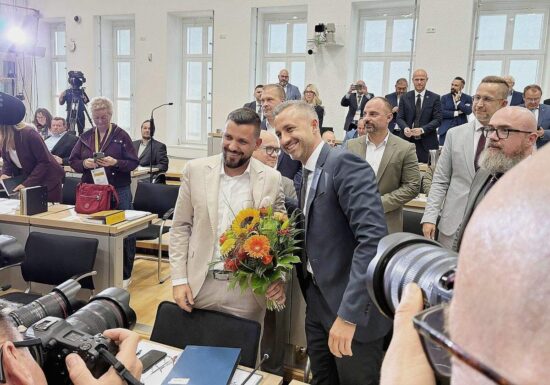Rausch-Wahl: Grüne kritisieren Normalisierung von Rechtsextremismus