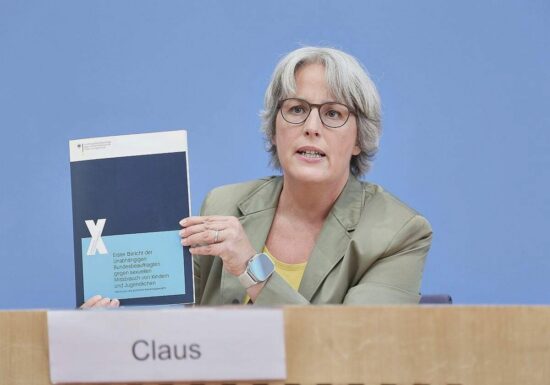 Missbrauchsbeauftragte sieht "auf allen Ebenen" Handlungsbedarf