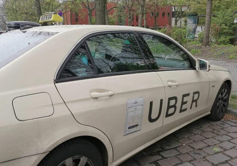 Uber startet Pilotbetrieb für Robotaxis in München