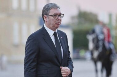 Massenproteste in Serbien fordern Ende der Regierung Vucic