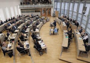 Mützenich kritisiert AfD-BSW-Antrag zu Russland-Sanktionen