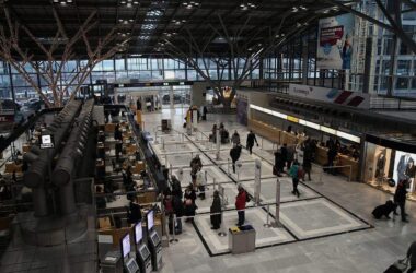 Flughafen Stuttgart wegen Polizeieinsatz vorübergehend gesperrt