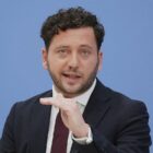 Banaszak gibt Berliner Landesverband bei Sondierungen freie Hand