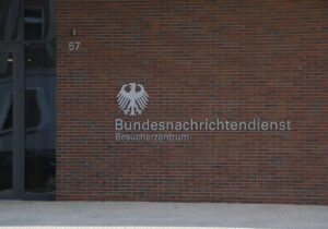 Koalition sieht Nachrichtendienst-Reform als rechtliches "Neuland"