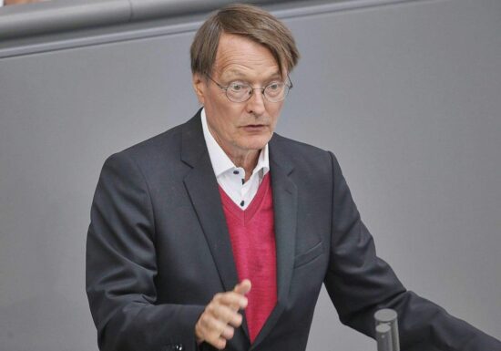 AfD-Wahl: Lauterbach wirft Merz Verschwörungstheorie vor