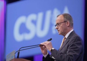 CSU-Parteitag: Merz ruft Union zu Geschlossenheit auf