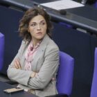 Ostbeauftragte will "Schutzschild" für Zivilgesellschaft