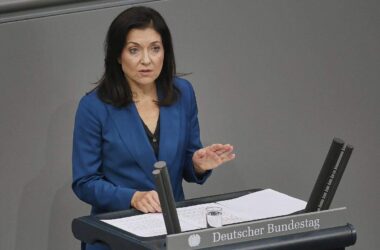 Reiche fordert Rentenreform-Beschluss bis Jahresende