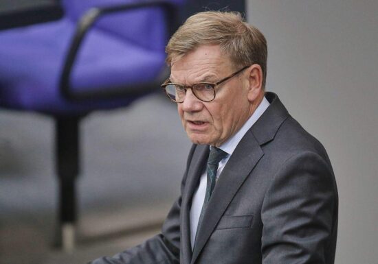 Wadephul fordert Aufklärung von Russland nach Pest-Verdacht