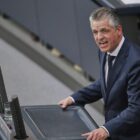 Frei lehnt Änderungen am Rentenpaket ab