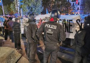 Bundesregierung: Linksextremisten wollen sich an Proteste hängen