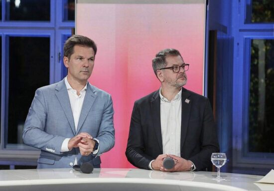 Grüne und SPD in Berlin unterbrechen Sondierungen mit Linken