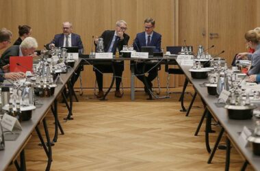 SPD kritisiert Linnemann wegen Pflege-Leistungskürzungen