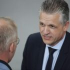 Koalition sieht Demokratie vor historischer Bewährungsprobe