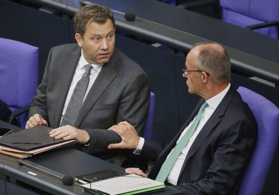 Bericht: Kanzleramt stoppt Klingbeils Zuckersteuer-Pläne vorerst