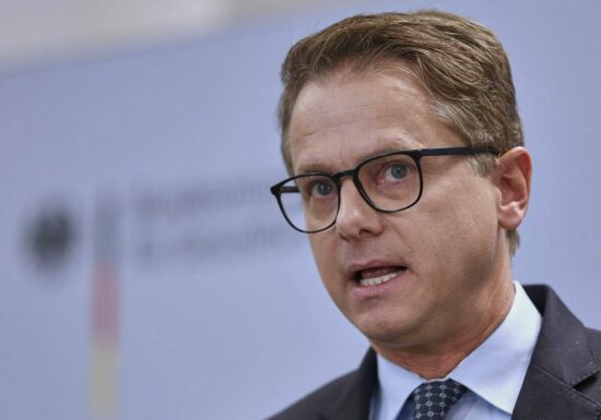 Linnemann: Krankenkassen-Zusatzbeitrag kann 2027 stabil bleiben