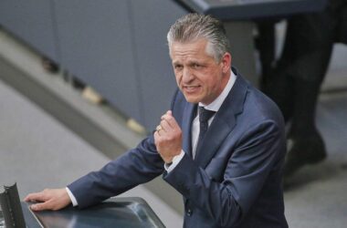 Frei pocht auf Abschaffung des Acht-Stunden-Tages