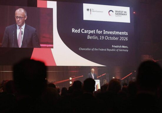 Merz wirbt für ausländische Investitionen in Deutschland