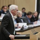 Kretschmann hält Demokratie in Deutschland für enorm gefährdet