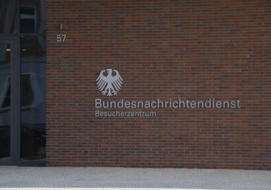 Nach Hanning-Festnahme: SPD will schärfere Regeln für Ex-BND-Chefs