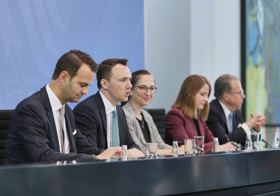 Linke kritisiert Zusammensetzung von Rentenkommission