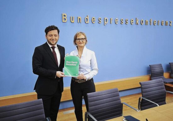 Grünen-Spitze legt Leitantrag für Parteitag vor