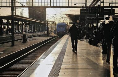 Bilger verspricht Bahnkunden spürbare Verbesserung bis 2029