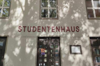 Deutlich Mehrheit beginnt Studium im eigenen Bundesland