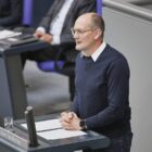 Grüne zweifeln an Stabilitätsversprechen bei GKV-Zusatzbeitrag