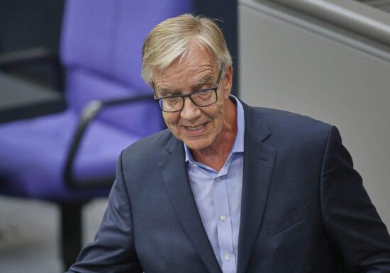 Bartsch: Linke will Sozialproteste ohne Gewalt