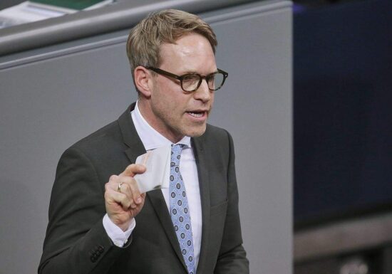 CDU sieht in Unruhen in Frankreich Warnsignal für Deutschland