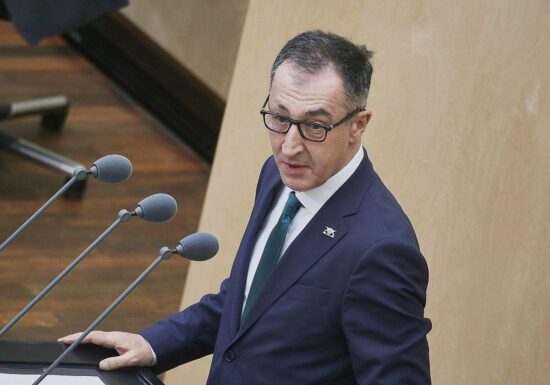 Infratest: Grüne bleiben in Baden-Württemberg klar stärkste Kraft