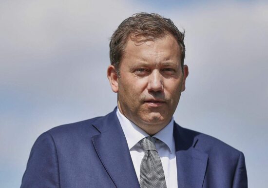 Klingbeil gab als Minister 188.000 Euro für Fotos und Kosmetik aus